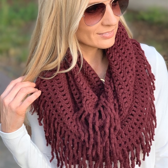 AUTUMN AIR INFINITY SCARF-BURGUNDY - Picture 6 of 6
